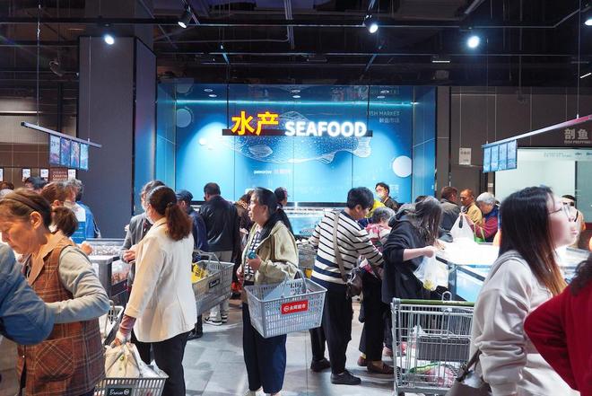 路店改开业上海首个外贸专区首次亮相pg电子免费模拟器游戏永辉超市曹(图3)